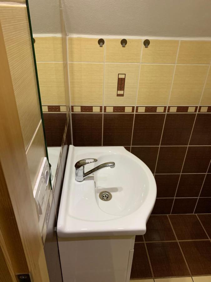 Hotel Miroslav Bednar-Bedomir Huta Zewnętrze zdjęcie